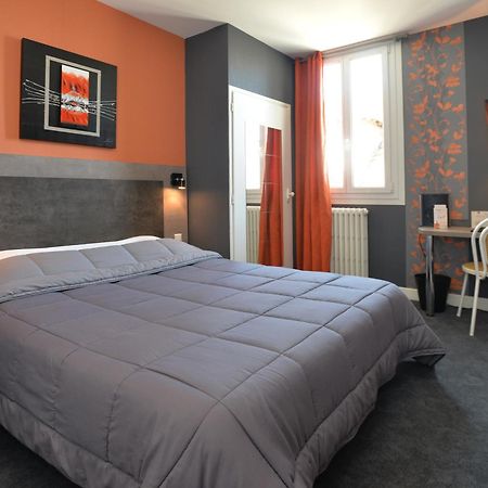 Hotel La Croix Blanche Tarbes Zewnętrze zdjęcie
