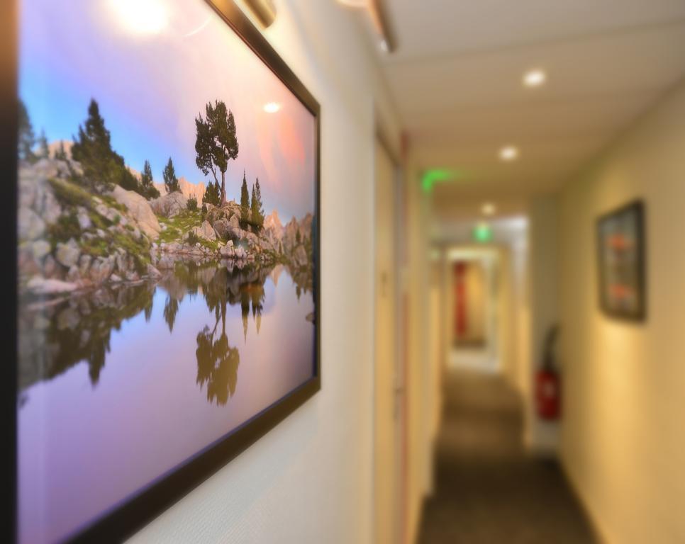Hotel La Croix Blanche Tarbes Zewnętrze zdjęcie