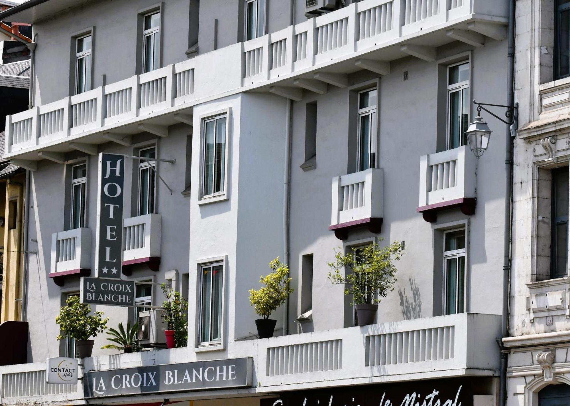 Hotel La Croix Blanche Tarbes Zewnętrze zdjęcie