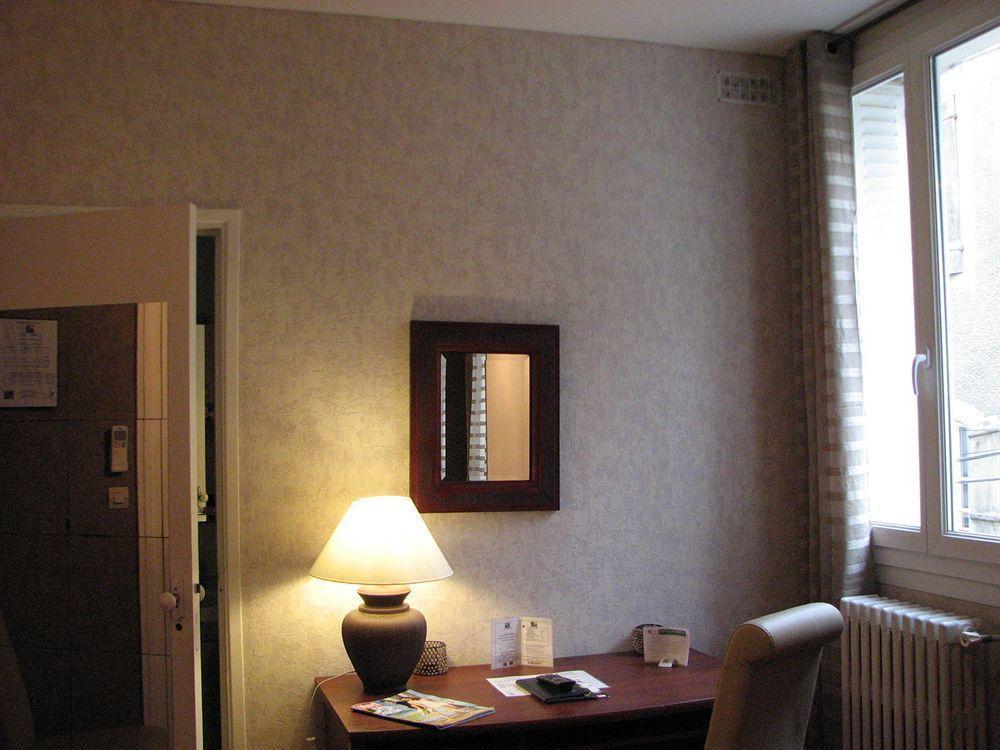 Hotel La Croix Blanche Tarbes Zewnętrze zdjęcie